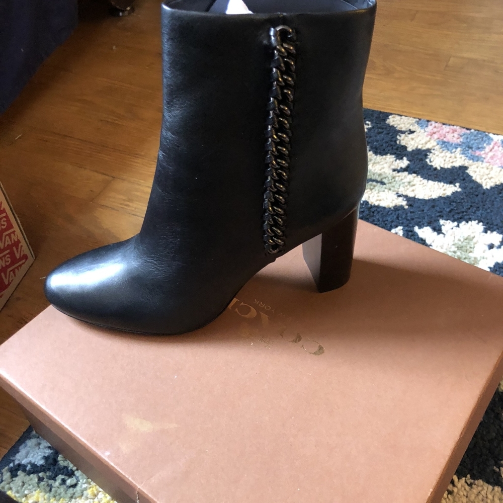 Coach Teagan Boot NIB